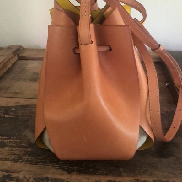 Yellow and Tan Crossbody Bag with Drawstring Closure - Picture 7 of 8